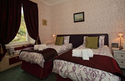 Twin Bedroom